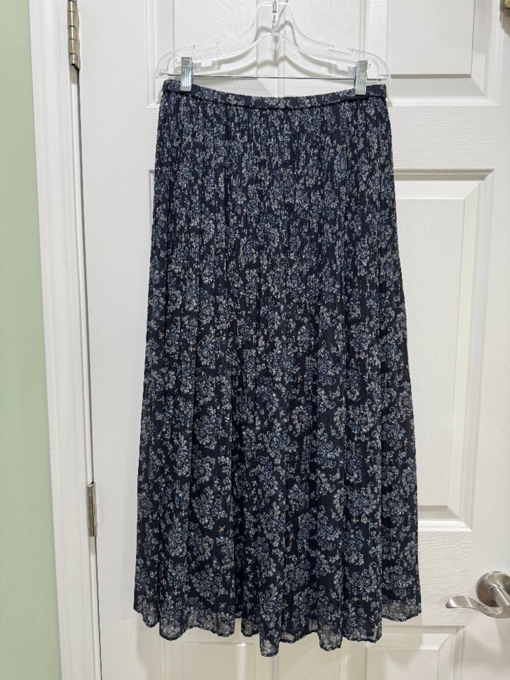 Uniqlo C Blue Paisley Chiffon Pleated Skirt